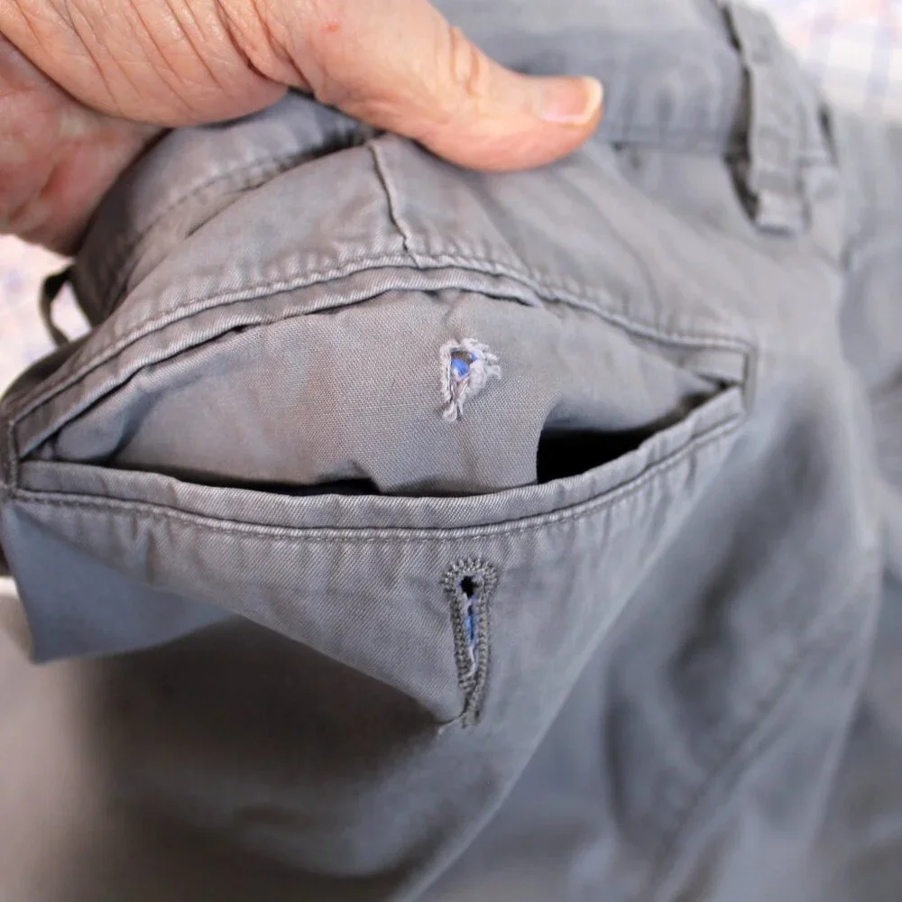 2/$10 J. Crew Club Men's Gray Flat Front Chino Shorts 33/10.5 AS IS